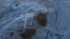 Morgenkälte kann man nicht besser fotografieren als an gefrorenem Wasser